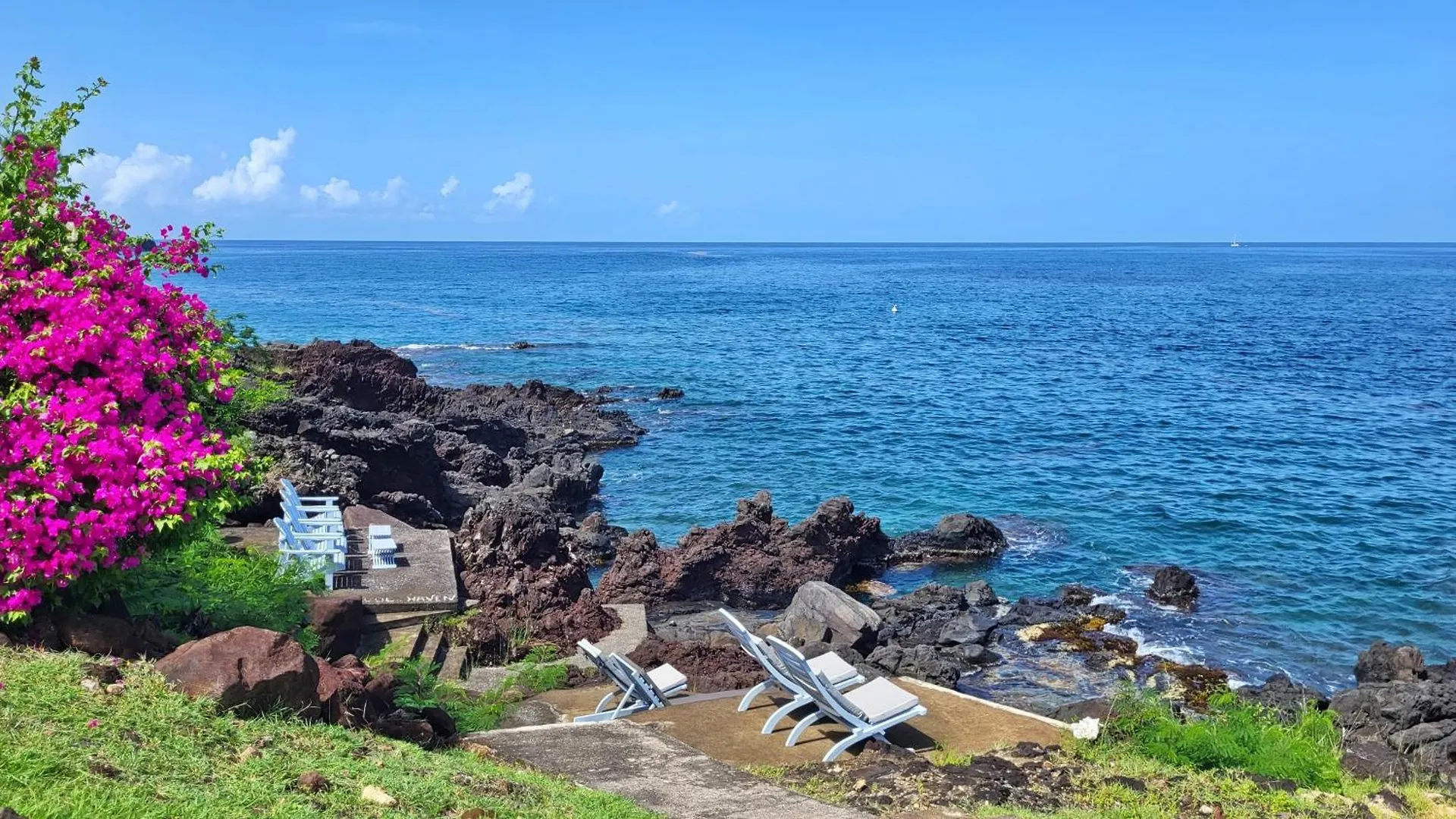 Blue Haven Villas Guadeloupe Villa Blue Moon Bouillante